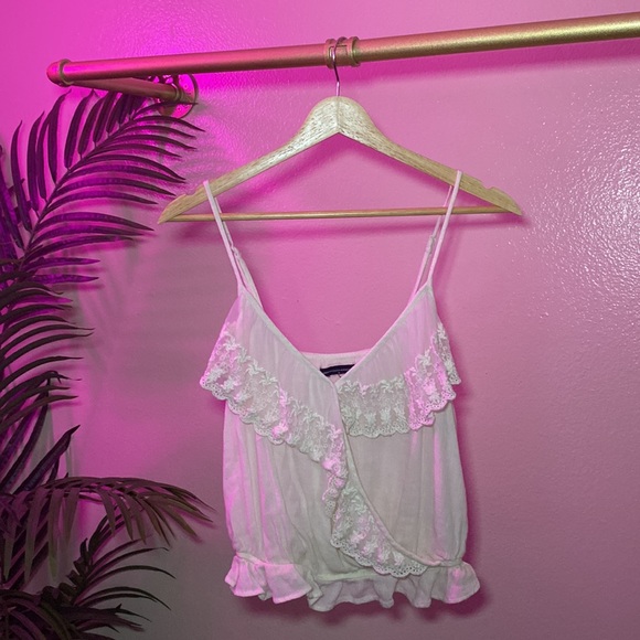 AMERICAN EAGLE - WHITE LACE V-NECK TANK TOP - Picture 16 of 16